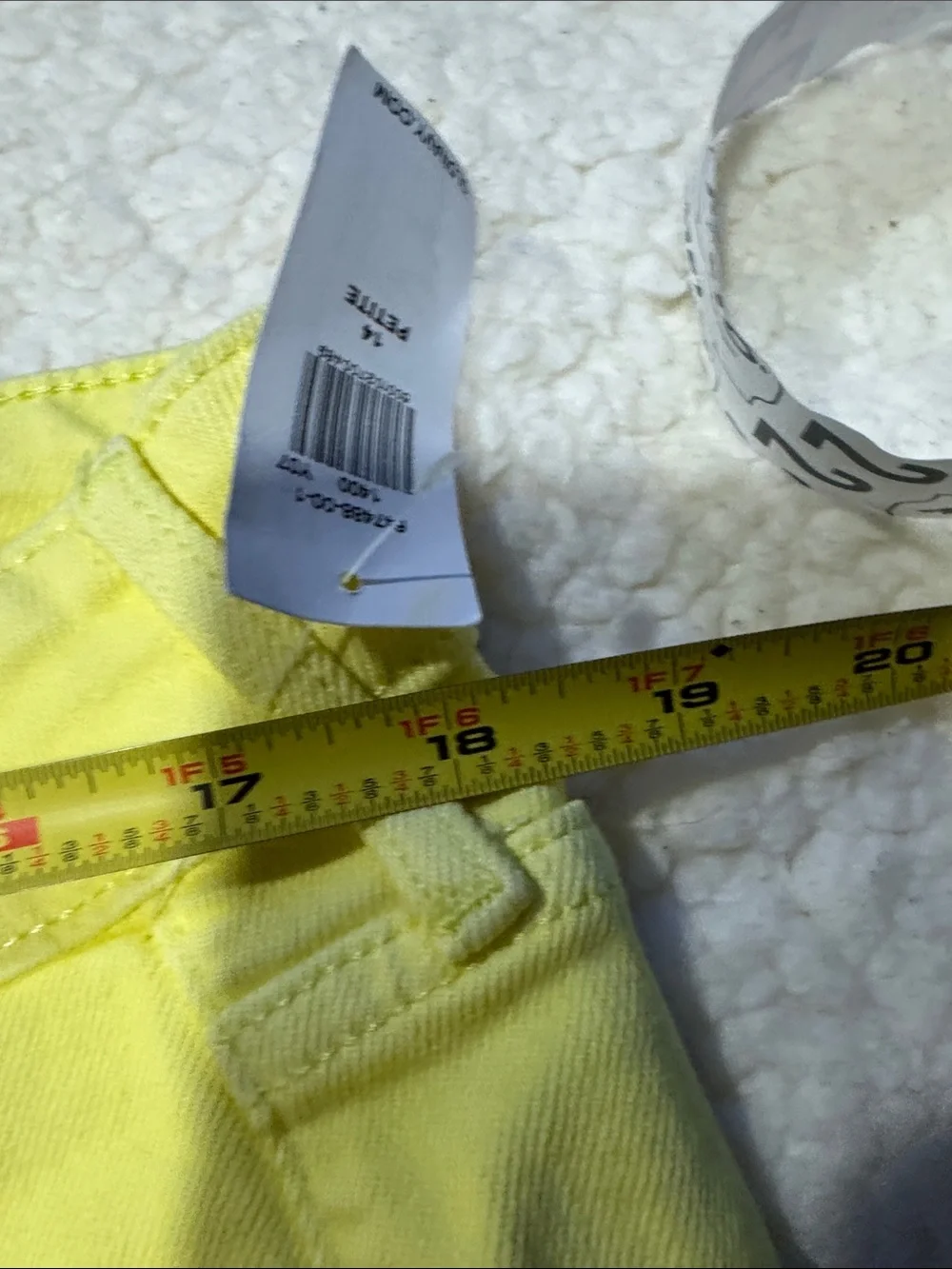 Old Navy Yellow Wide-Leg Jeans - Picture 4 of 4